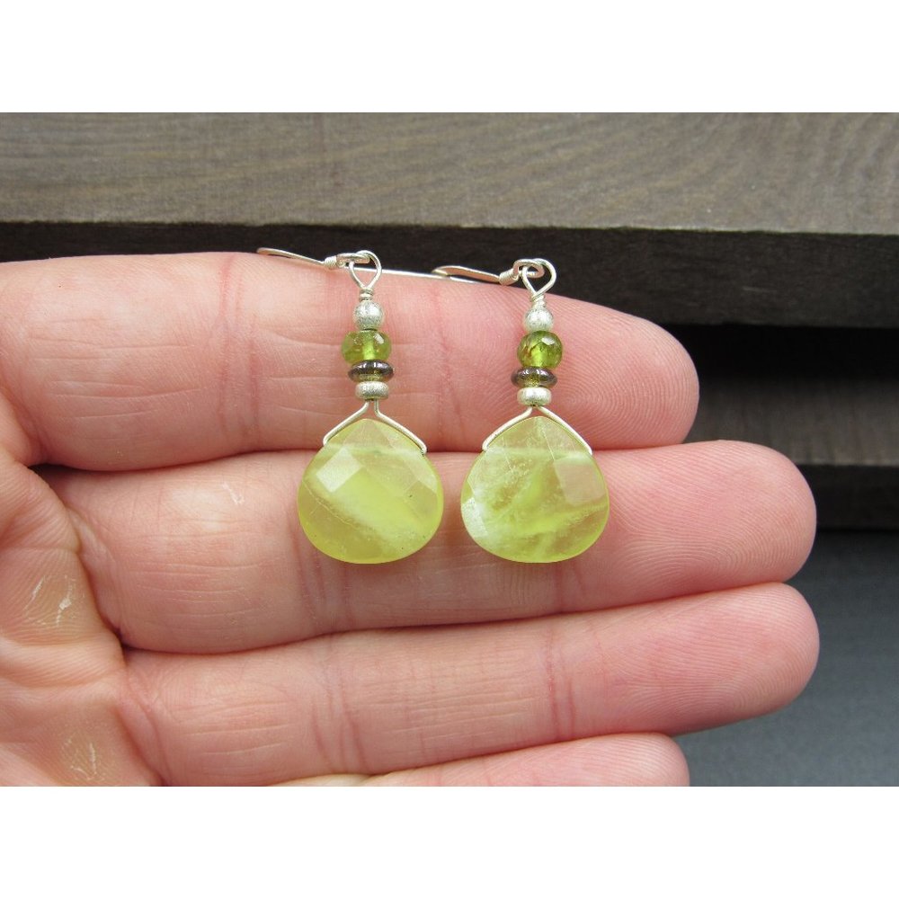 Sterling Silver Light Green Semi Precious Stones Earrings